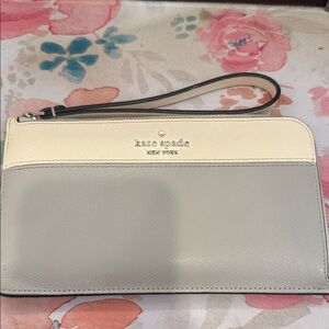 Kate Spade Two-Tone Cream and Gray Wristlet
